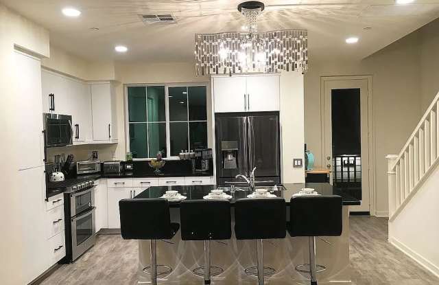 2712 Meyer Lane photos photos