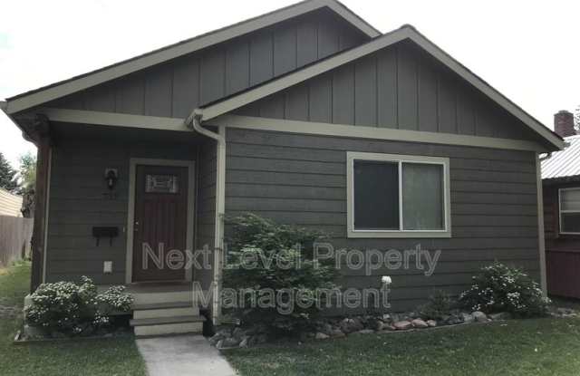 735 7th Avenue East photos photos