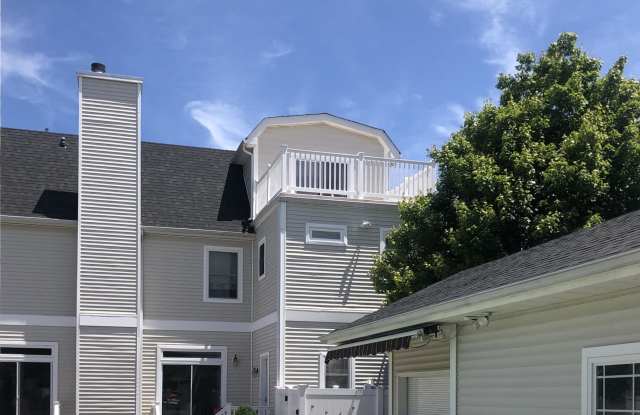 161 Lake Avenue Gallery 4