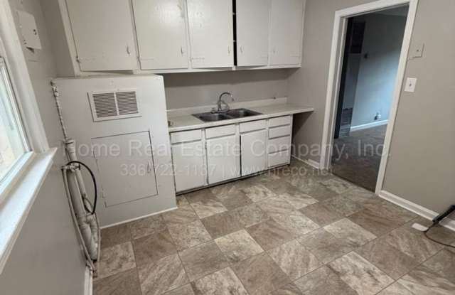 1447 Clark Avenue Apt A photos photos