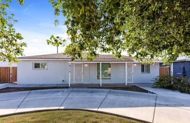 8115 North 29th Avenue photos photos