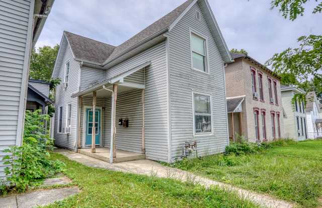 2-Bedroom Apartment Steps from Downtown Lafayette photos photos