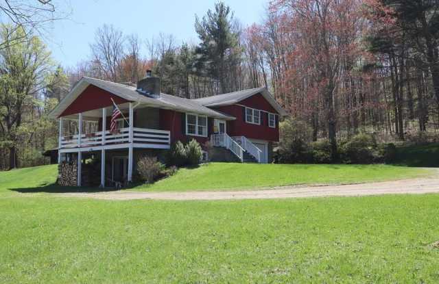 1473 Berwick Turnpike - 1473 Berwick Turnpike, Bradford County, PA 16914