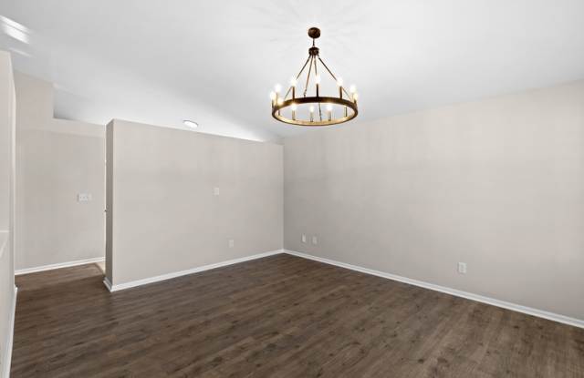 678 Ballantrae Drive Gallery 3