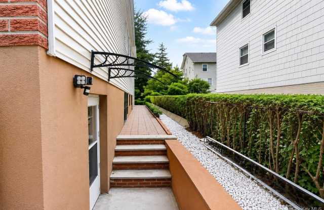640 S 5th Avenue photos photos