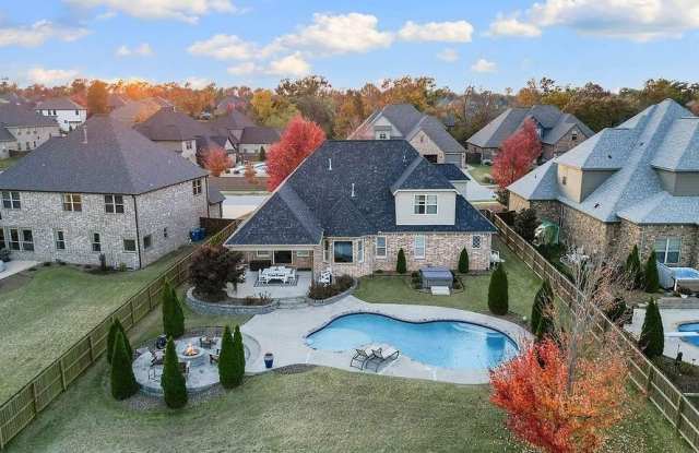 504  NE Green Creek  RD - 504 Northeast Green Creek Road, Bentonville, AR 72712