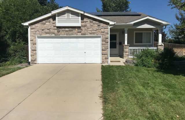 Available October 2025! 3 Bedroom 2 Bath SFH photos photos
