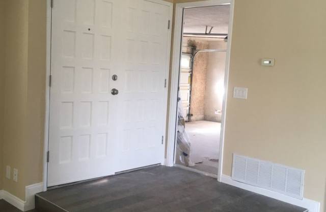 1314 Knob Hill Road Gallery 4