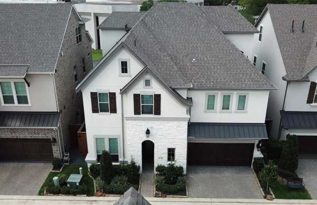 1718 Cornelius Trace Loop Gallery 2