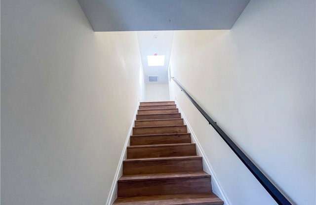 661 West 11th Street Gallery 2