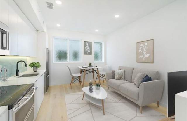 2721 N Howard St photos photos