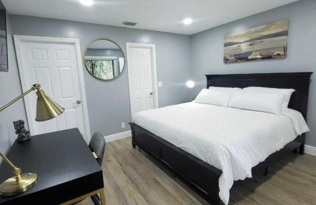 13838 Bottlebrush Court Gallery 4