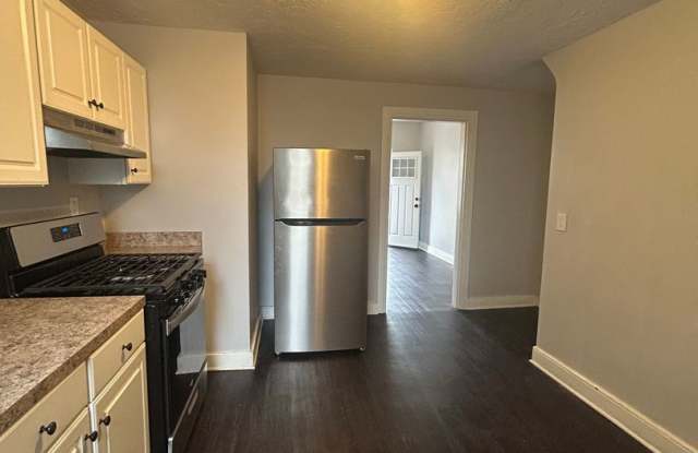 Cozy 3 bedroom in West York - Section 8 considered. - 225 Grantley Street, York, PA 17401