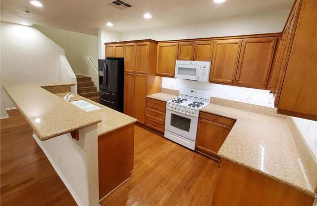 75 Reunion Gallery 3
