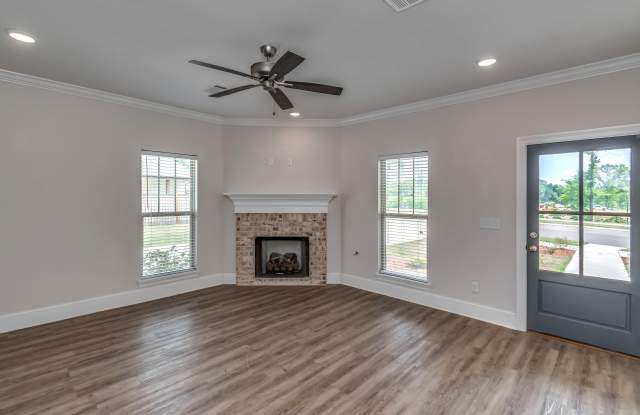 867 Long Leaf Circle Gallery 3