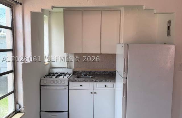 825 Alton Road photos photos