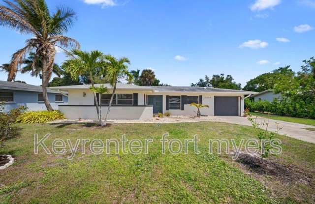 1039 El Mar Ave photos photos