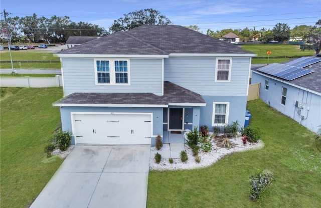 181 SILVER MAPLE Bend Gallery 2
