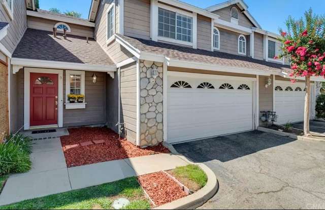 2 bedroom, 2.5 bath photos photos