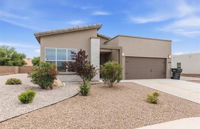 Pristine Four Bedroom 2 Bath home in Mesa Village photos photos