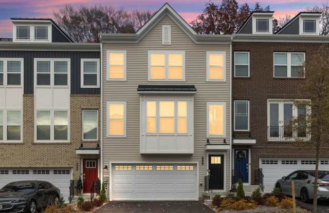 Spacious 3BR Townhome in Bryans Road photos photos