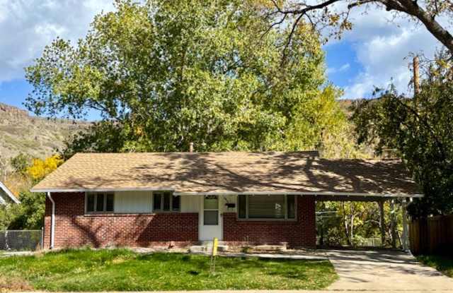 5-Bedroom in Golden - 2017 Jackson Street, Golden, CO 80401
