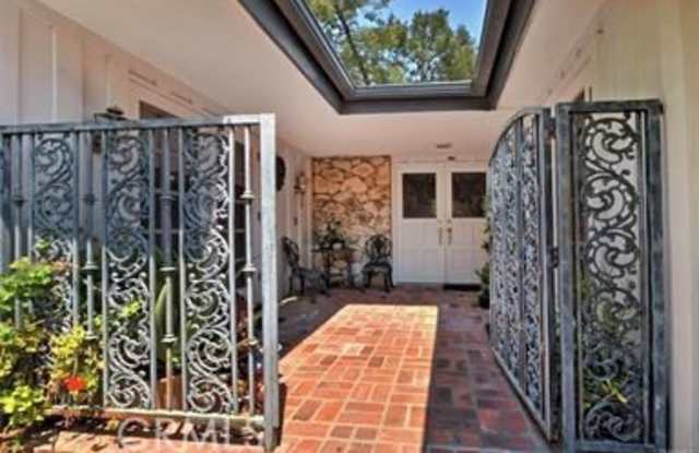 5620 Valerie Avenue - 5620 Valerie Avenue, Los Angeles, CA 91367