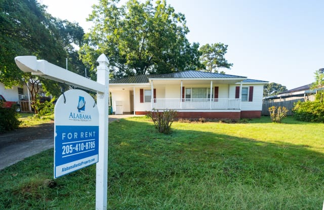908 Nimitz Ave - 908 Nimitz Avenue, Talladega, AL 35160