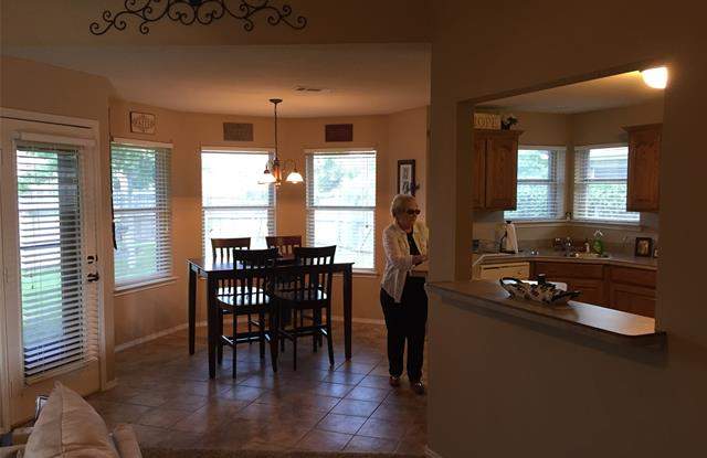 744 Tanglewood Drive Gallery 4