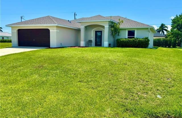 3716 SW 15th Place - 3716 Southwest 15th Place, Cape Coral, FL 33914