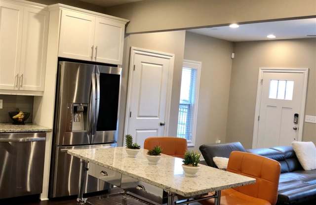 874 Westmoreland Cir Gallery 4