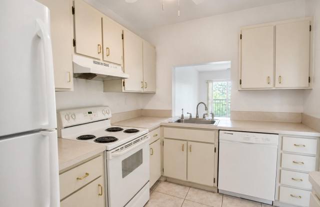 7260 Woodmont Terrace Gallery 4