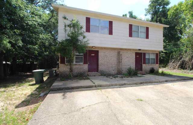 9618 SANDPIPER ST - 9618 Sandpiper Street, Ferry Pass, FL 32514
