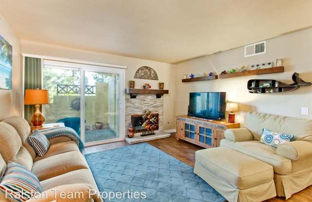 2015 Lakeridge Circle  #101 Gallery 4