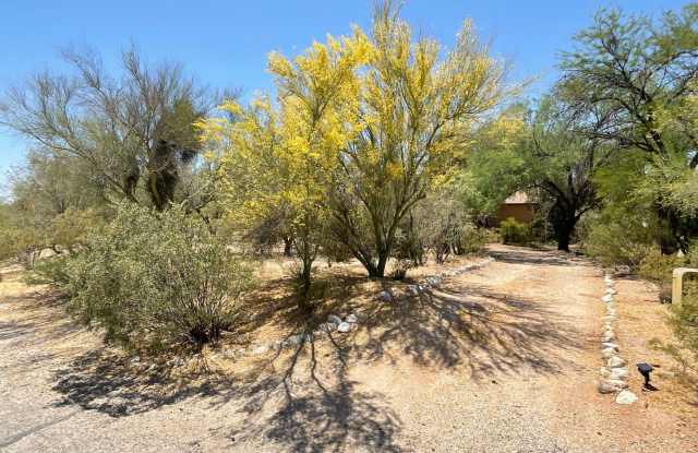 Great Northwest location Magee  La Canada photos photos