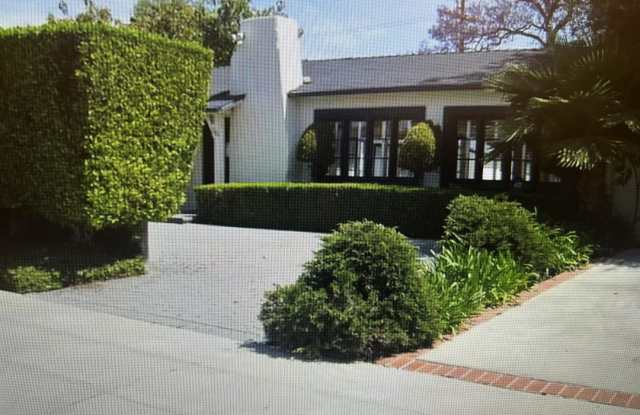 204 South Clark Drive - 204 South Clark Drive, Beverly Hills, CA 90211