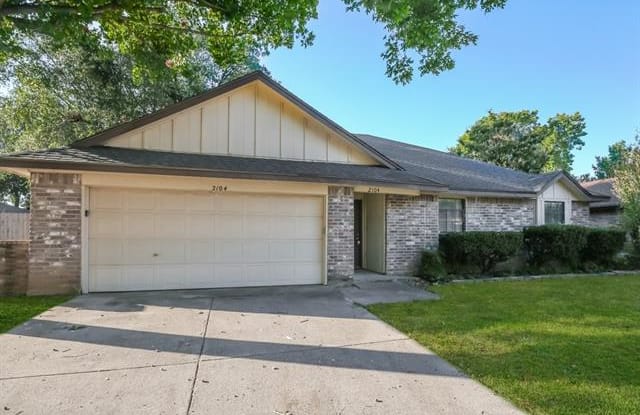 2104 Homecraft Drive - 2104 Homecraft Drive, Bedford, TX 76021