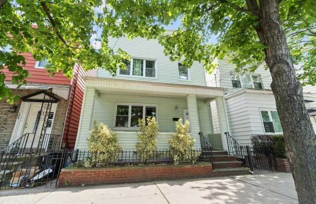 182 AVENUE F - 182 Avenue F, Bayonne, NJ 07002