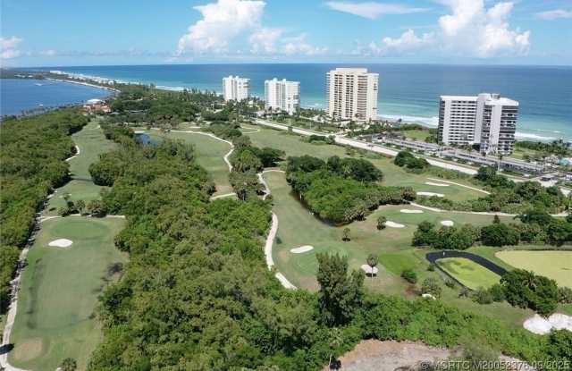 8800 S Ocean Drive Gallery 1