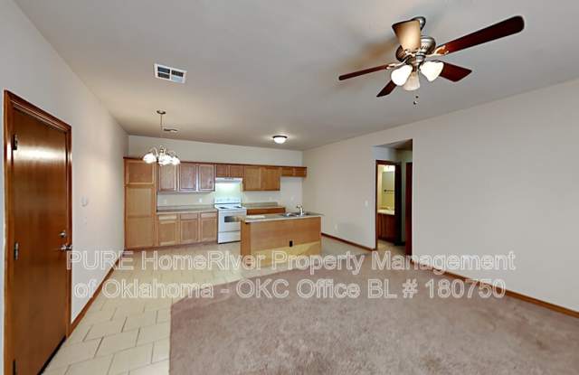 602 Garrison Ln Gallery 2