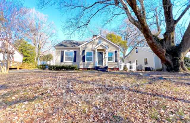 2417 Bay St. - 2417 Bay Street, Charlotte, NC 28205