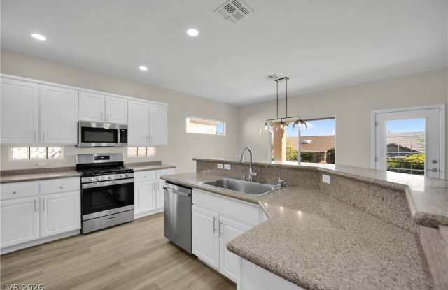2847 Forest Grove Drive Gallery 4