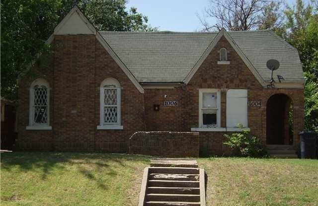 1004 NE 19th Street photos photos