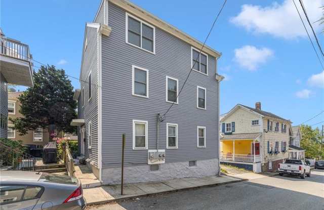 77 Pope Street - 77 Pope Street, Newport, RI 02840