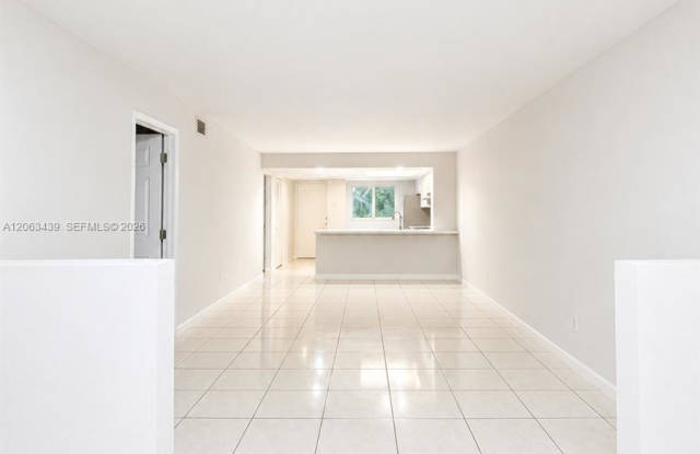 680 Cypress Club Way Gallery 2