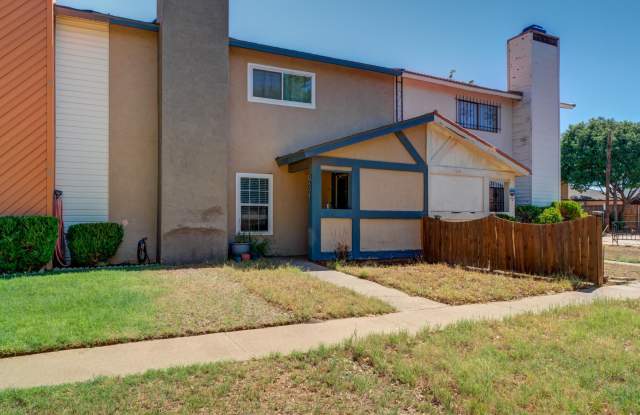 8633 Knoxville Drive Gallery 4