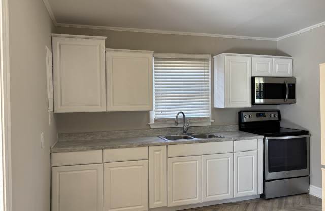 645 Stonewall Ct Gallery 3