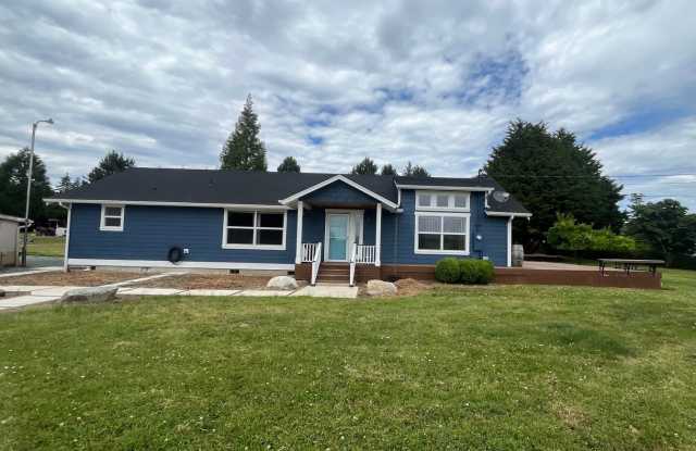 Beautiful 3 Bed 2 Bath on Guemes Island photos photos