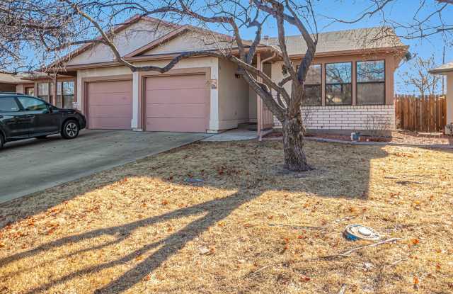 Charming 2-bedroom, 2-bathroom townhome with a 1-car garage photos photos