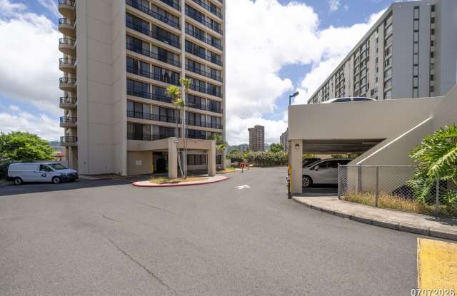 NOW AVAILABLE – High-Floor Salt Lake Condo with Spectacular Views! photos photos NOW AVAILABLE – High-Floor Salt Lake Condo with Spectacular Views! photos photos